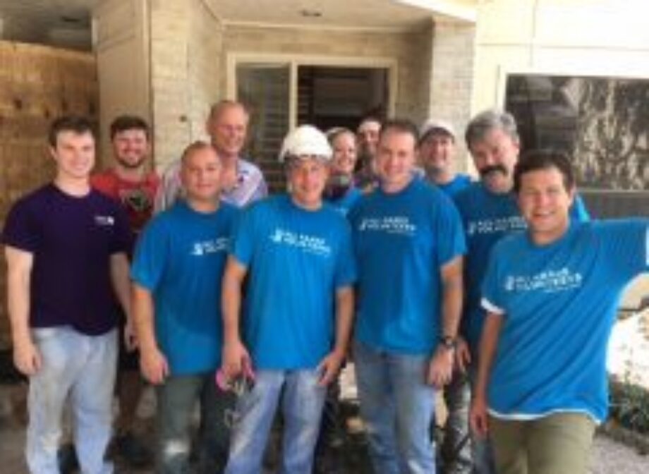 Tradition Energy Team Members Roll Up Their Sleeves To Help Those Affected by Hurricane Harvey